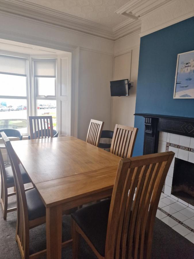 2 The Green, Exceptional Large House, Sea Views Loads Of Bathrooms Seaton Carew Exterior photo